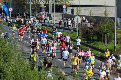 Prawdziwy dzień bez samochodu na ulicach Krakowa. Udane, wielkie bieganie - zdjęcie 13
