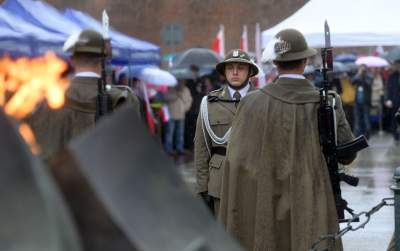 Obchody Święta 3 Maja w Krakowie, fot. Marek Lasyk - zdjęcie 35