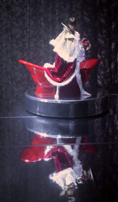 Spektakl skazany na sukces? „Królowa", historia człowieka, który stał się legendą - zdjęcie 6