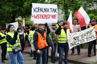 Mieszkańcy kontra górnicy, mają dość trzęsącej się ziemi - zdjęcie 24