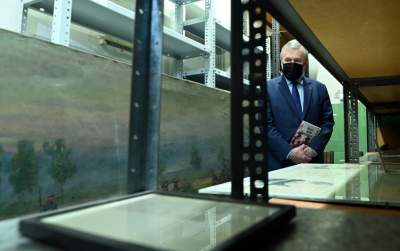 Odzyskane siłą muzealia, część uszkodzonych przez żerujące owady - zdjęcie 17