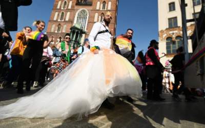 Tęczowy Kraków pokazał moc: Marsz Równości przeszedł przez miasto - zdjęcie 50