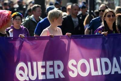 Tęczowy Kraków pokazał moc: Marsz Równości przeszedł przez miasto - zdjęcie 25