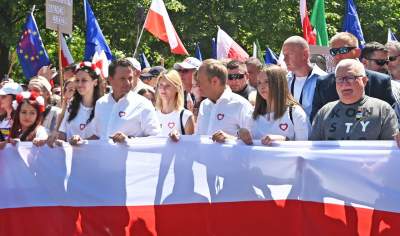 Marsz Wolności "od środka", w obiektywie Marka Lasyka - zdjęcie 25