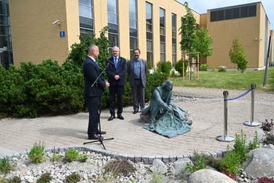 Kopernik na kampusie UJ. "Można obok niego usiąść, pogłaskać go" - zdjęcie 13
