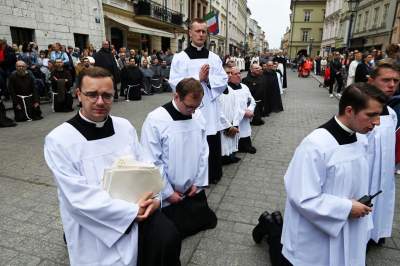 Sacrum-profanum, centralna procesja Bożego Ciała w Krakowie AD 2023 - zdjęcie 18