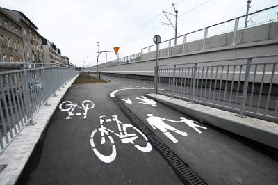 Imponująca nowa przeprawa kolejowa na Wiśle, jest też kładka pieszo-rowerowa - zdjęcie 23