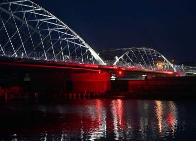 Imponująca nowa przeprawa kolejowa na Wiśle, jest też kładka pieszo-rowerowa - zdjęcie 4