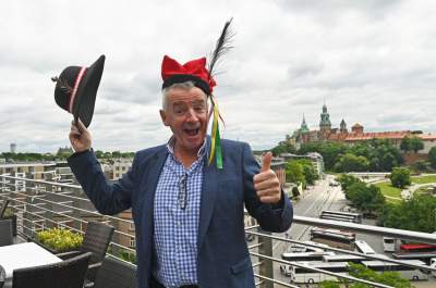 Lubi błaznować, ale pieniądze inwestuje na poważnie, tym razem chodzi o 600 milionów - zdjęcie 13