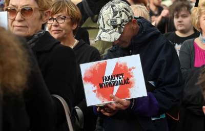 Ani jednej więcej, protest w Krakowie po śmierci ciężarnej Doroty - zdjęcie 23