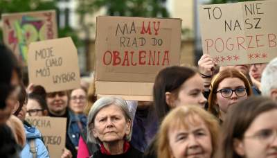 Ani jednej więcej, protest w Krakowie po śmierci ciężarnej Doroty - zdjęcie 18