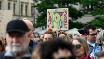 Ani jednej więcej, protest w Krakowie po śmierci ciężarnej Doroty - zdjęcie 22