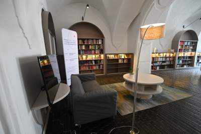 Księgarnia w Pałacu Potockich, tu literatura łączy się z innymi dziedzinami sztuki - zdjęcie 8