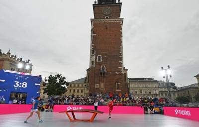 Dziwaczne zawody na Rynku, tę dyscyplinę wymyślili Węgrzy - zdjęcie 23