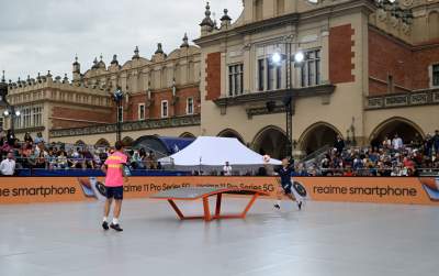 Dziwaczne zawody na Rynku, tę dyscyplinę wymyślili Węgrzy - zdjęcie 7