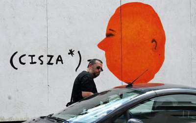 Poezja noblistki trafiła na płot, wyjątkowa wystawa na Dolnych Młynów - zdjęcie 19