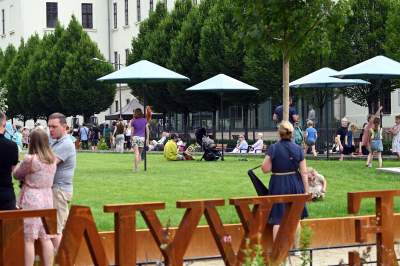 Krakowianie pokochali nowy park im. Wisławy Szymborskiej, zachwycające miejsce - zdjęcie 9