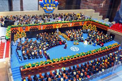 Nobel dla Szymborskiej w wersji Lego... - zdjęcie 2