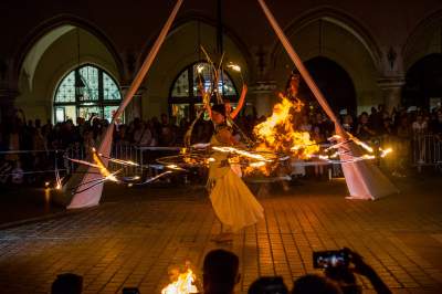 Ognisty spektakl na Rynku, dziś też będzie co oglądać - zdjęcie 23