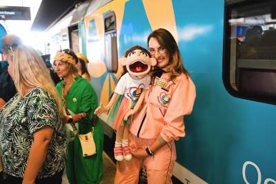 Najsympatyczniejszy pociąg tegorocznych wakacji. "Daj się ugościć" - zdjęcie 2