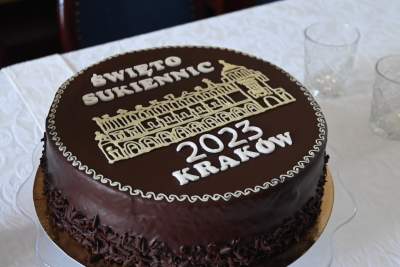 Święto Sukiennic, a na straganie... żółta gęś Pipa - zdjęcie 2