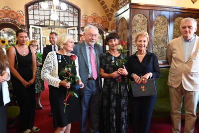 Święto Sukiennic, a na straganie... żółta gęś Pipa - zdjęcie 6