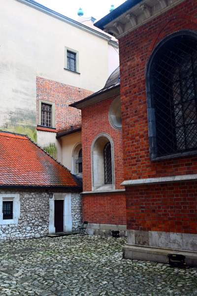 Na co dzień ten wawelski dziedziniec jest niedostępny. Kameralne koncerty z pięknym widokiem - zdjęcie 7