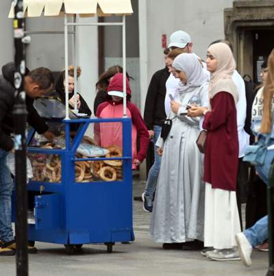 Arabskie wakacje w Krakowie, uwielbiają deszcz, zieleń i obwarzanki - zdjęcie 20