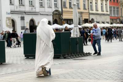 Arabskie wakacje w Krakowie, uwielbiają deszcz, zieleń i obwarzanki - zdjęcie 32