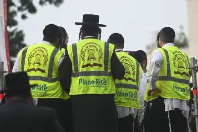 Tłum rozmodlonych Żydów znów wypełnił krakowski Kazimierz, ważna dla nich rocznica - zdjęcie 6