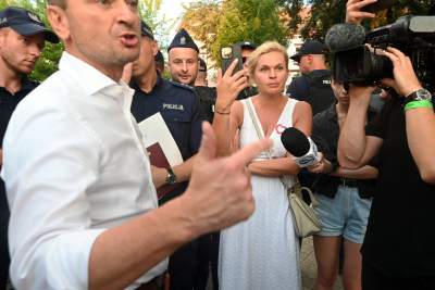 Wiec Trzaskowskiego w Skawinie, mocne wsparcie dla krakowskich kandydatów - zdjęcie 26