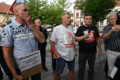 Wiec Trzaskowskiego w Skawinie, mocne wsparcie dla krakowskich kandydatów - zdjęcie 17