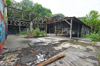 Tu ma powstać park Grzegórzecki, na razie wejście na własną odpowiedzialność - zdjęcie 37