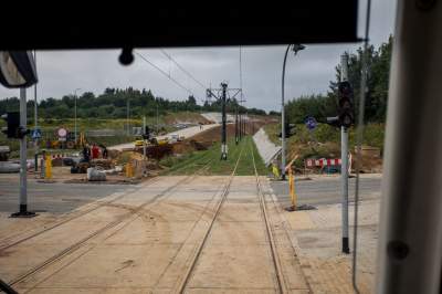 Tramwaje jeżdżą do Górki Narodowej, choć końcowy węzeł nie jest jeszcze gotowy - zdjęcie 5
