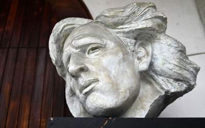 Idealne połączenie natury i sztuki, galeria rzeźb Mariana Koniecznego otwarta - zdjęcie 13