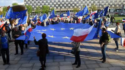 Piękny dzień "na niebiesko" w Krakowie (Rok 2019) - zdjęcie 18