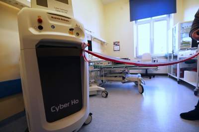 Nowy sprzęt w szpitalu im. Narutowicza,  odebrany i poświęcony - zdjęcie 5