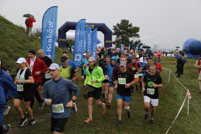 Nie ma złej pogody dla biegaczy, zaczęło się na kopcu Krakusa - zdjęcie 29