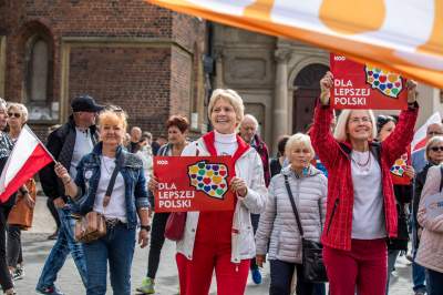 Nie mogli pojechać na marsz do Warszawy, wysłali wsparcie z Krakowa - zdjęcie 14