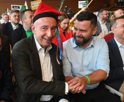 Hołownia i Kosiniak-Kamysz na konwencji w Krakowie: "obalimy zły rząd PiS" - zdjęcie 34