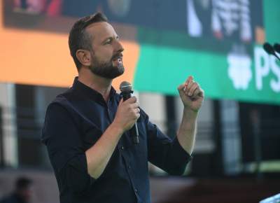 Hołownia i Kosiniak-Kamysz na konwencji w Krakowie: "obalimy zły rząd PiS" - zdjęcie 7