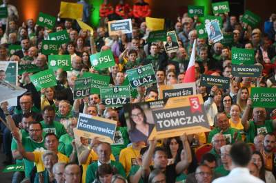 Hołownia i Kosiniak-Kamysz na konwencji w Krakowie: "obalimy zły rząd PiS" - zdjęcie 21