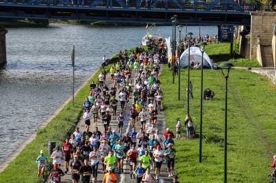 Fajnie się biega w Krakowie, 9. Cracovia Półmaraton Królewski - zdjęcie 23