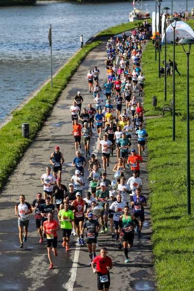 Fajnie się biega w Krakowie, 9. Cracovia Półmaraton Królewski - zdjęcie 10