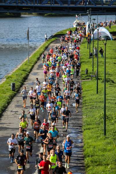 Fajnie się biega w Krakowie, 9. Cracovia Półmaraton Królewski - zdjęcie 8