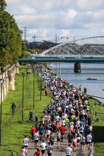 Fajnie się biega w Krakowie, 9. Cracovia Półmaraton Królewski - zdjęcie 26