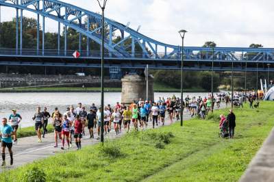 Fajnie się biega w Krakowie, 9. Cracovia Półmaraton Królewski - zdjęcie 15