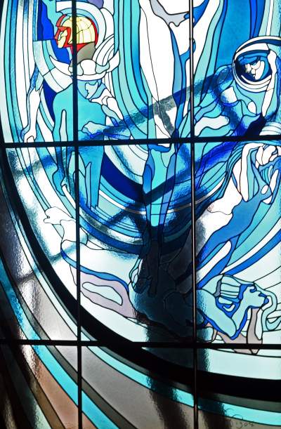 „Apollo. System Kopernika”: witraż projektu Wyspiańskiego wysłany do Rzymu - zdjęcie 2