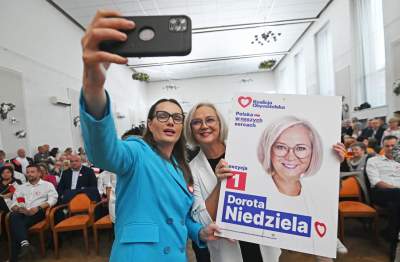 Donald Tusk w Chrzanowie: spotkanie z wolontariuszami OKW - zdjęcie 5