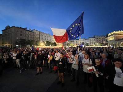 Przegonimy mrok, krakowski finał kampanii wyborczej Koalicji Obywatelskiej - zdjęcie 20